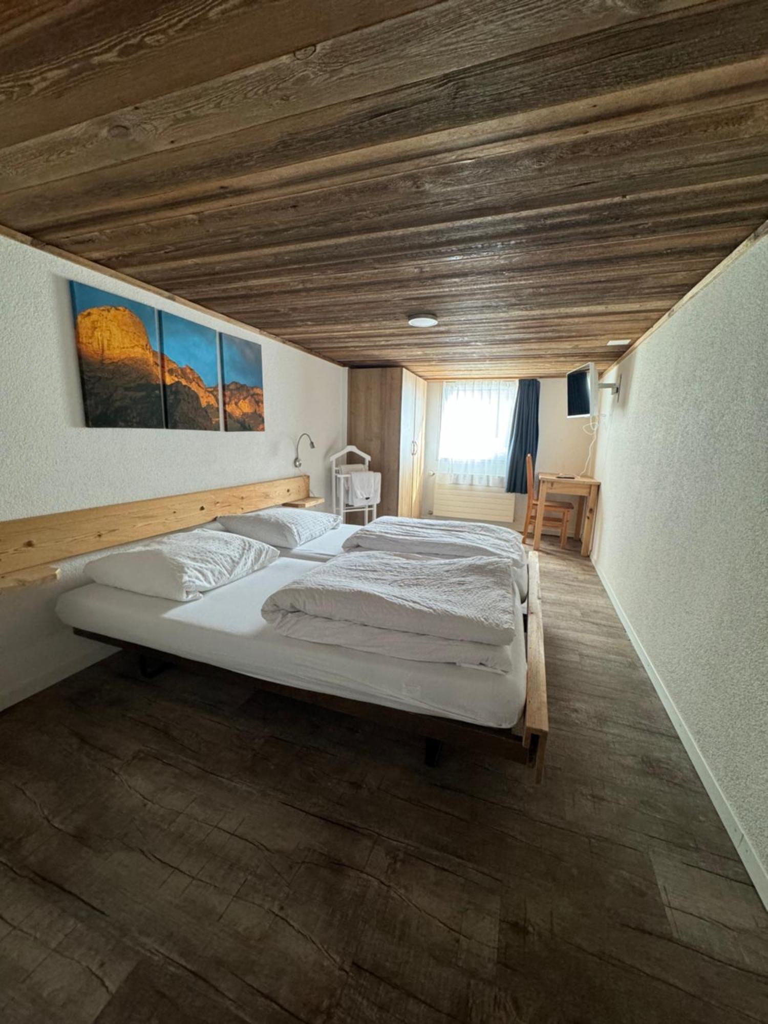 Hotel Restaurant Simplon フルティゲン エクステリア 写真
