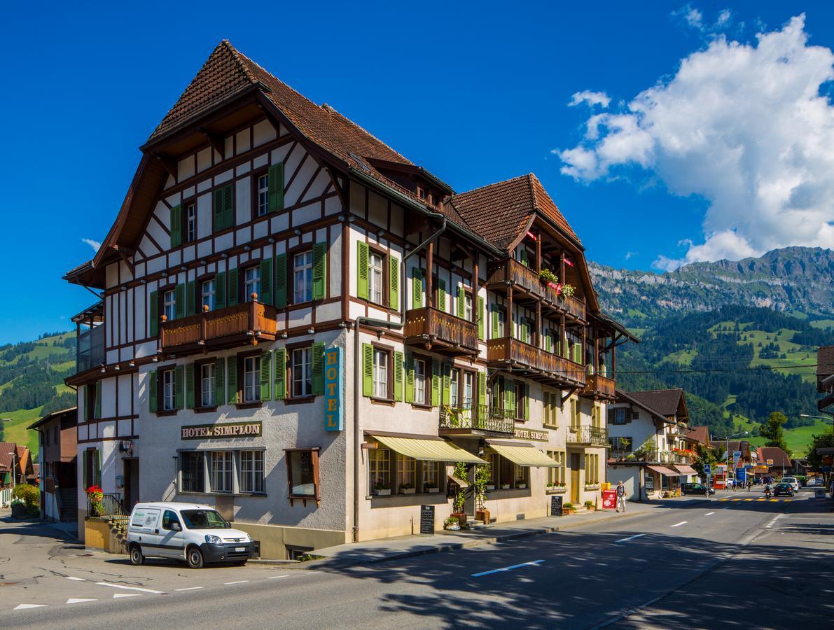 Hotel Restaurant Simplon フルティゲン エクステリア 写真