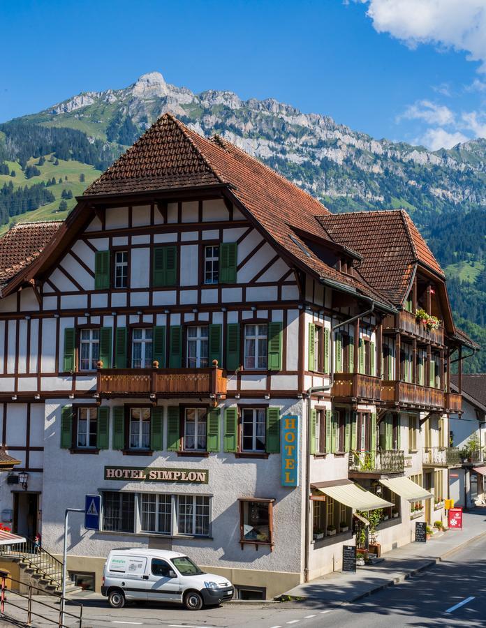Hotel Restaurant Simplon フルティゲン エクステリア 写真