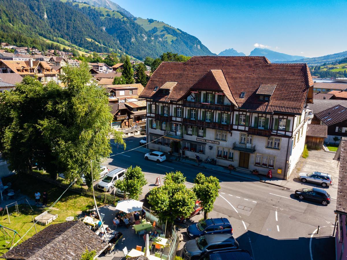 Hotel Restaurant Simplon フルティゲン エクステリア 写真