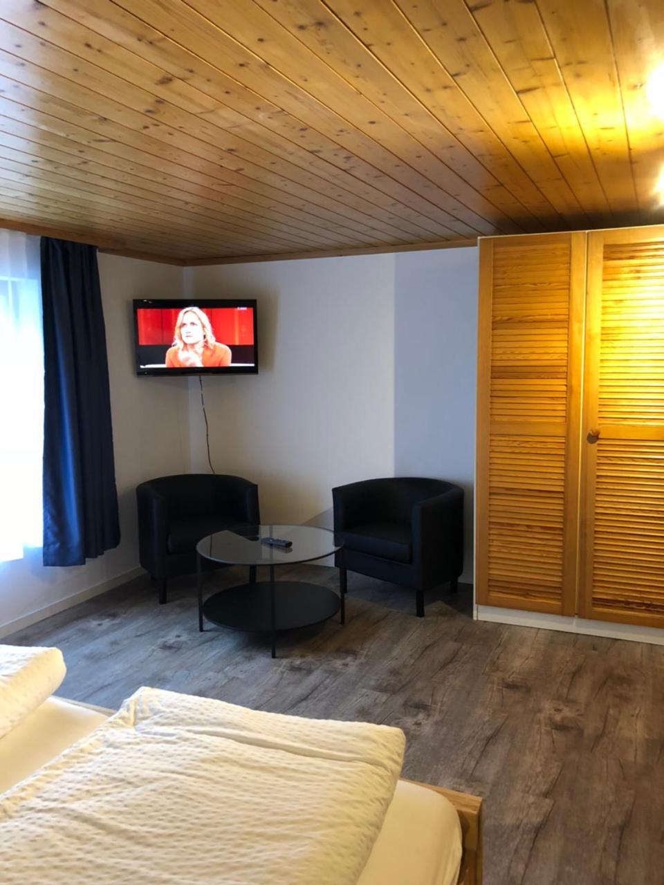 Hotel Restaurant Simplon フルティゲン エクステリア 写真