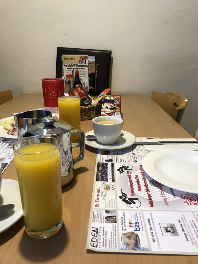 Hotel Restaurant Simplon フルティゲン エクステリア 写真